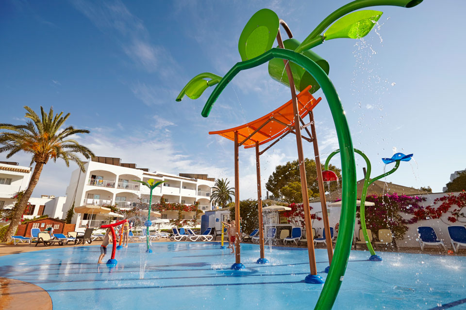 Zona Splash Vista general de la zona de juegos de agua